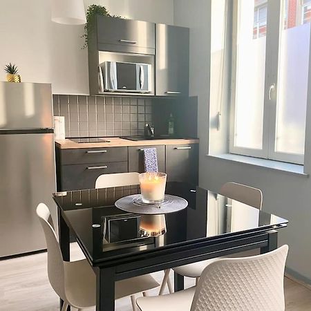 Van Gold - Appartement - Centre Ville Calais Eksteriør bilde