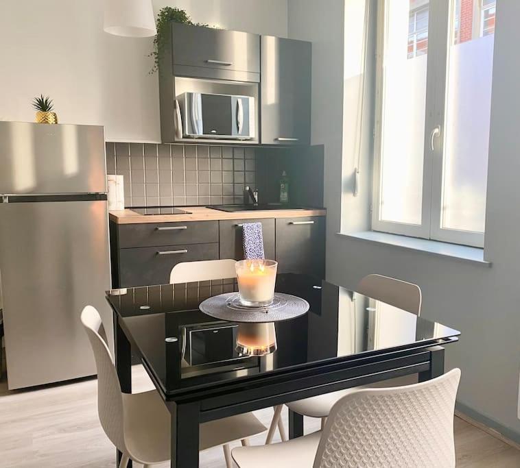 Van Gold - Appartement - Centre Ville Calais Eksteriør bilde